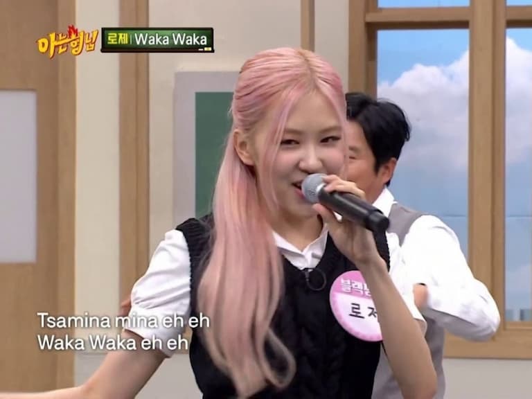 BLACKPINK Rosé 模仿世界盃名曲〈Waka Waka〉，夏奇拉看見親自轉發：「妳超可愛！」