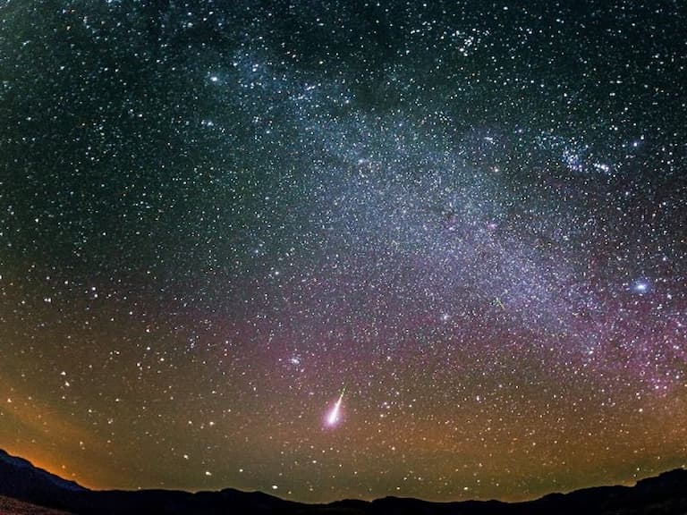 快帶妹子一起去看流星雨！秋季必看「獵戶座流星雨」，觀星地點推薦、最佳觀測時間看這裡