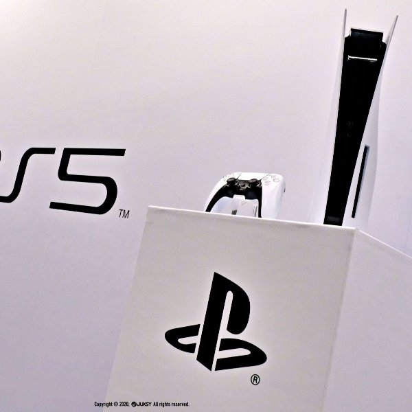 不要再猶豫！Playstation 5 搶先試玩心得第一手公開，編輯：「PS5 手把震到現在還在抖！」