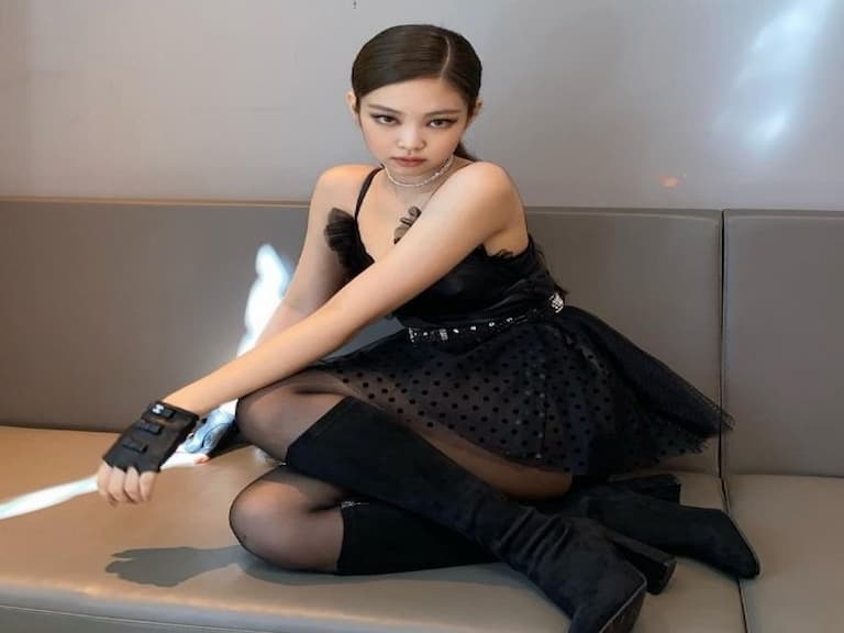 【潮妹關鍵字】Jennie、泫雅狂穿的「絲襪」俗到爆？教你 3 招擺脫時尚絕緣體封號～