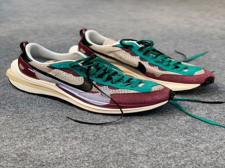 官網又要爆了？Sacai x Nike Vaporwaffle 第二波新色發售確認，鞋迷：我不要再看到「此鞋確鑿」四個字～