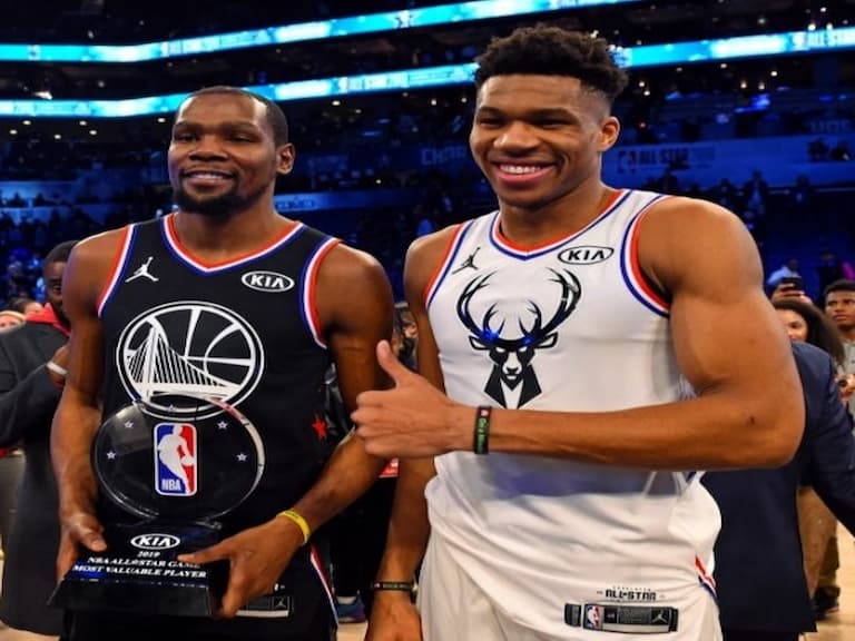 絕不離開公鹿！名記：公鹿隊有信心，他不像 KD 和 LeBron