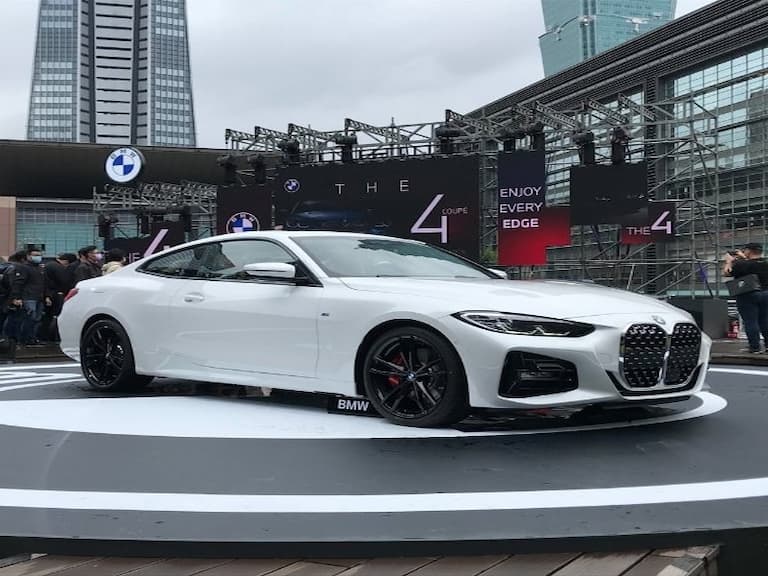 【老 J 推車】最狂大鼻孔跑車！全新 BMW 4 系列正式上市，整理 4 大亮點告訴你該不該買