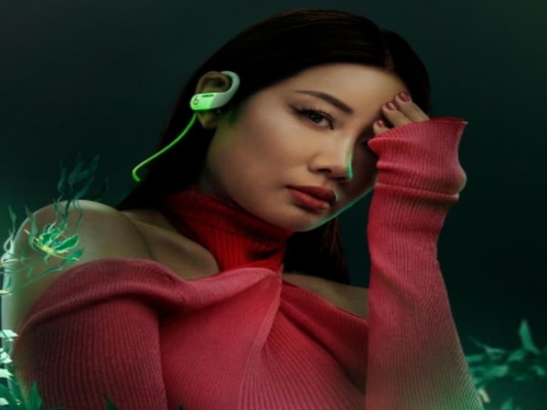 錢包還好嗎?AMBUSH 除了 Nike 外,還有 UNIQLO、BVLGARI 等聯名要你尊稱它「年度爆款合作王」!