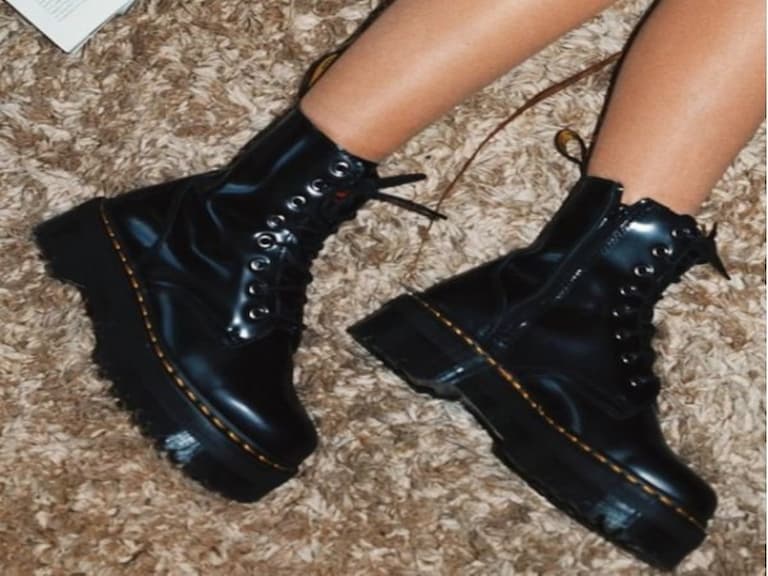 濕冷冬天想跑趴,怎能沒有一雙「防水戰靴」?LV、PRADA⋯盤點 4 雙秋冬精品靴子,最後一雙太美了!