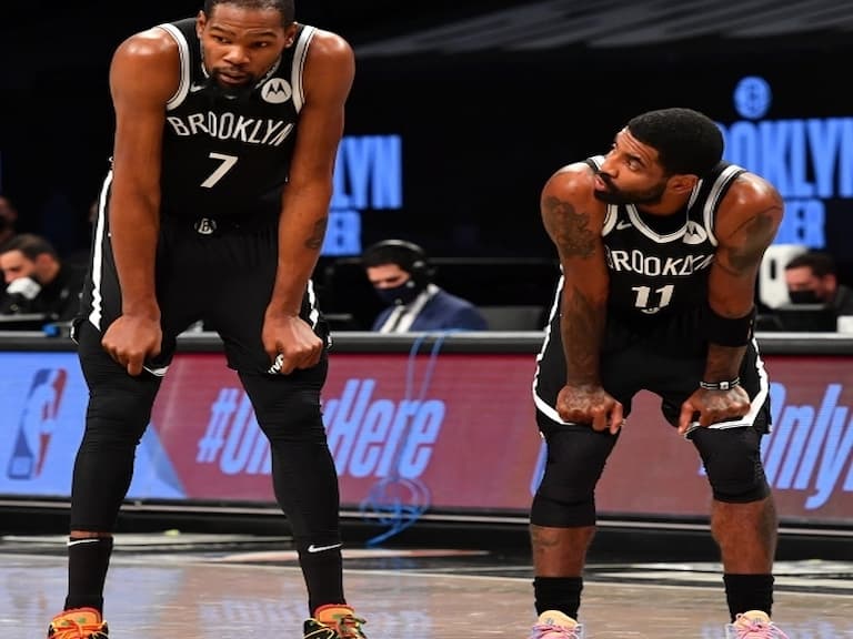 太虐！KD 與 Irving 無解進攻率籃網 26 分差血洗勇士，Curry 命中率僅 3 成場邊臉色凝重