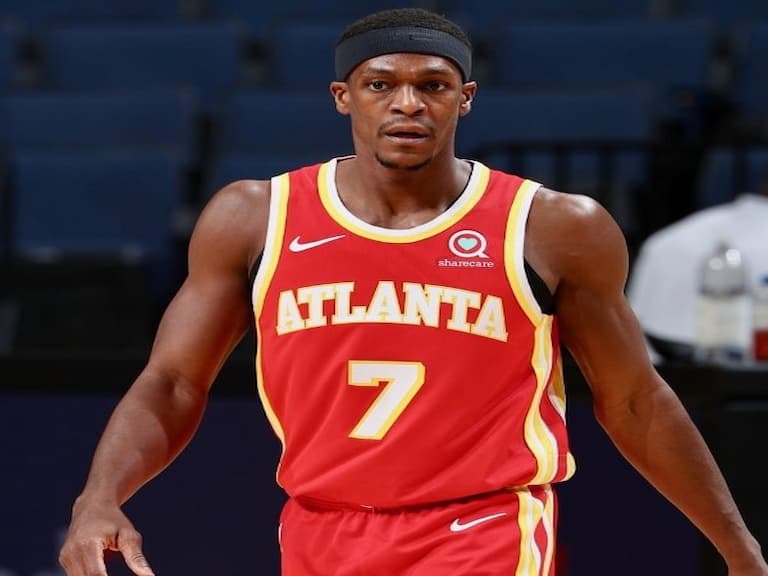 氣氛火爆!NBA 球星 Rondo 與女友在停車場打人糾紛影片曝光,受害女子求償 100 萬美元