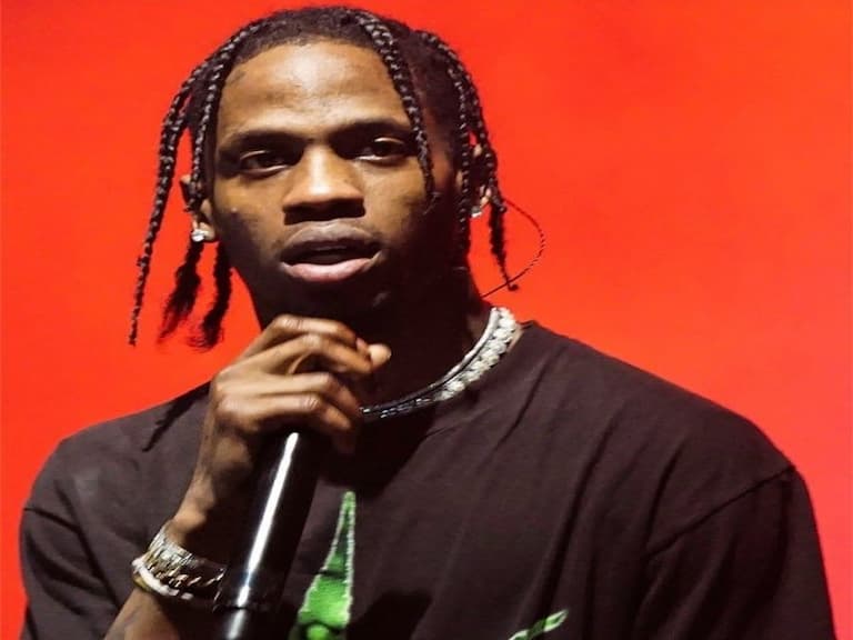 Travis Scott、 Billie Eilish 掉榜外!2020 全美音樂流量第一名是「他」!網友:薑還是老的辣!