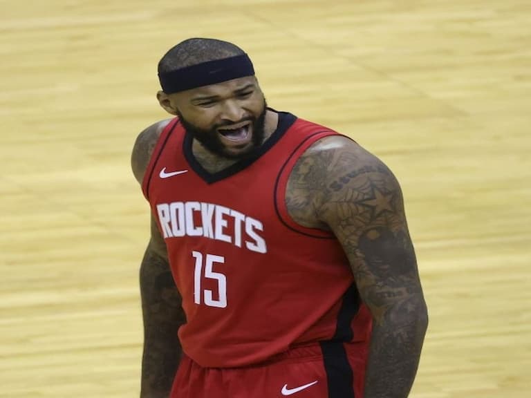 NBA／又來了！表弟 DeMarcus Cousins 重擊詹皇頭部，遭判二級惡意犯規驅逐出場