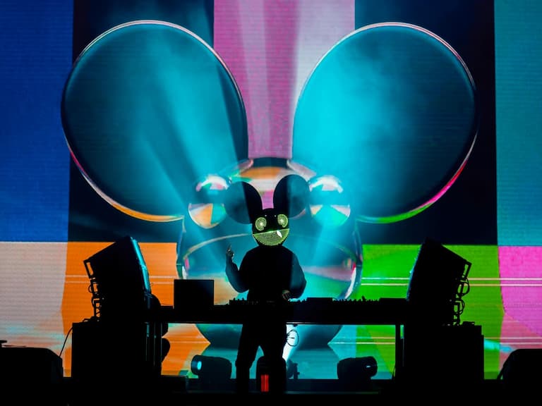 防疫不能開趴？鼠爺 DEADMAU5 改登「自駕趴」舞台，還順便曝光與 Portugal. The Man 合作新歌！