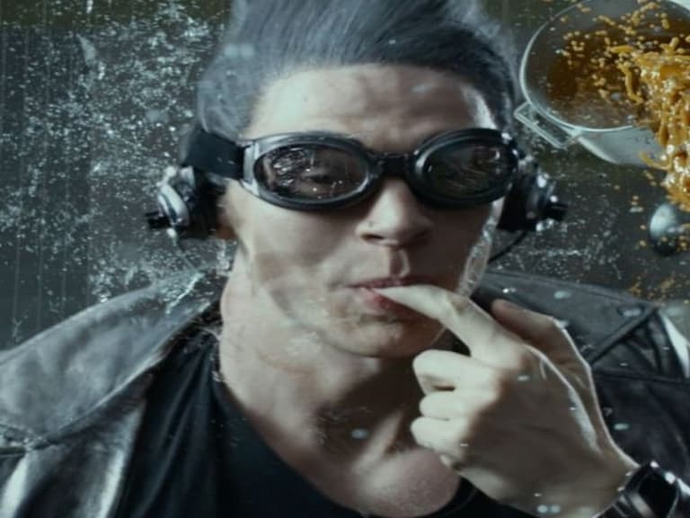 不輸 MCU!「快銀」伊凡彼得斯《X 戰警》精彩橋段回顧,跑得快子彈跟不上!