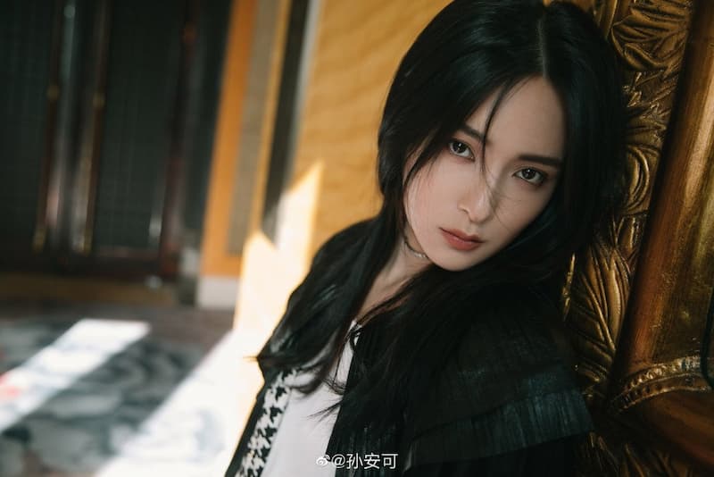 23 歲就有這種深度美?新生代女星孫安可《緝魂》美出新高度,3 招妝容 Tips 畫出質感知性臉! JUKSY 街星