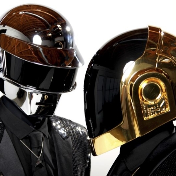 搞潮流也神！Daft Punk 宣告正式解散後，與 Off-White 等聯名合作預計又要漲翻天！