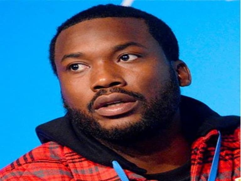 Meek Mill 饒舌歌詞「坐直升機成為另一個 Kobe」,柯比老婆不滿發聲譴責!