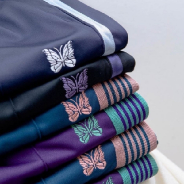 那件超帥的 NEEDLES「刺繡蝴蝶運動褲」你真的懂嗎？這三款「超熱銷」版型一篇讓你搞懂！
