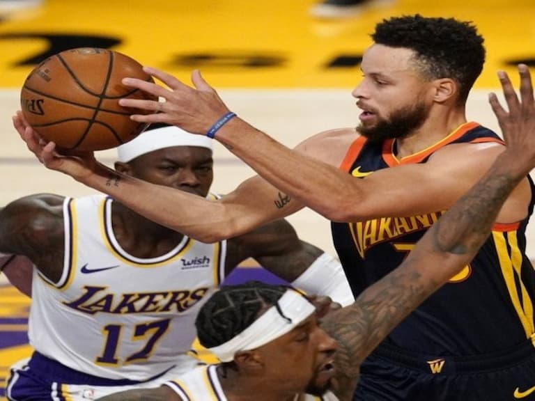 NBA／來碗咖哩飯！Curry「前仰跳投」買犯動作過大，右肘重擊 Schroder 頭部引發爭議