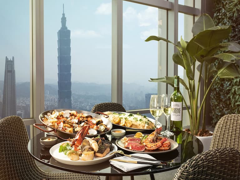 2023 約會餐廳推薦／台北 10 大景觀餐廳，百萬夜景一舉收服妹子的心！