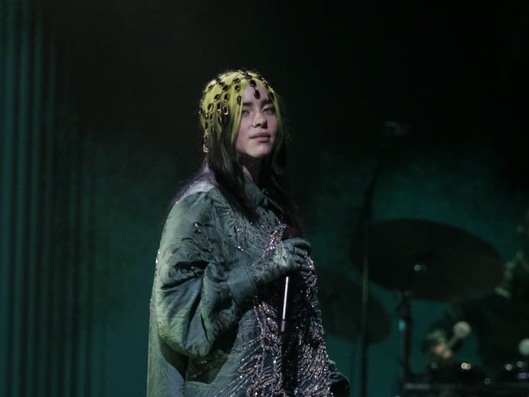 威肯贏了!2021 葛萊美收視率「跳水式」暴跌,較去年慘跌 60% 成史上最低!