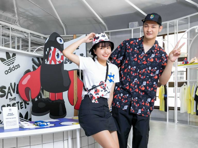 峮峮、LEO 王現身力挺!這次的 adidas Originals 聯名比義大利設計師 Sit Down Please 更有意義!