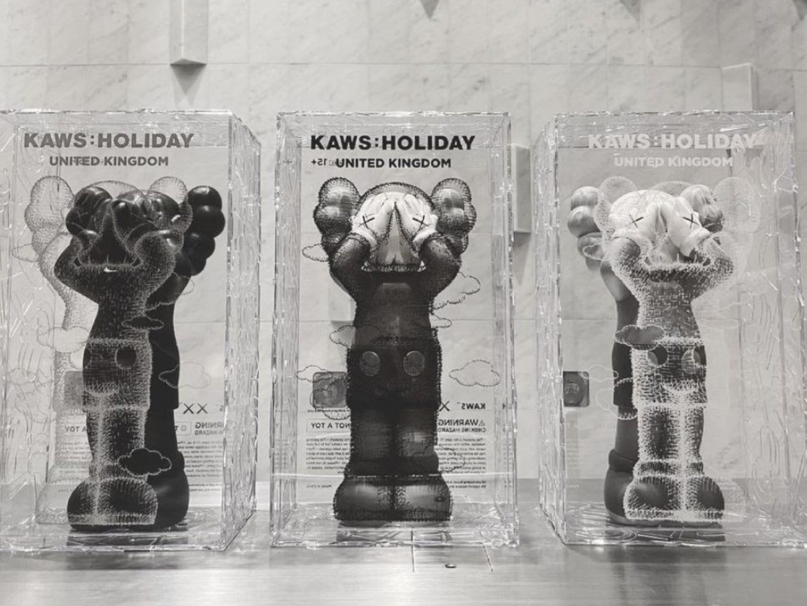 林俊傑、鄧紫棋搶先曬！KAWS 全新 COMPANION 系列雕塑發售日期出爐，三色齊發荷包又要哀嚎啦～