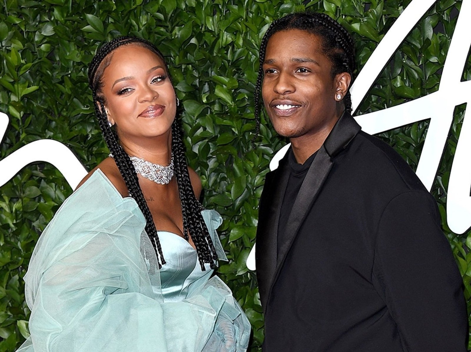 硬漢認愛了！A$AP Rocky 告白蕾哈娜：「 Rihanna 是我一生的摯愛！」