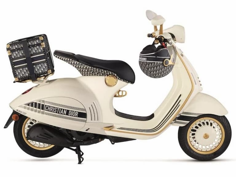2021 全新 Vespa 946 Christian Dior 偉士牌摩托車今日發售！
