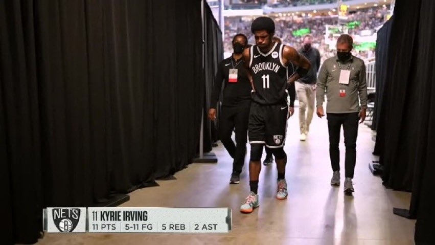 Kyrie Irving 受傷離場