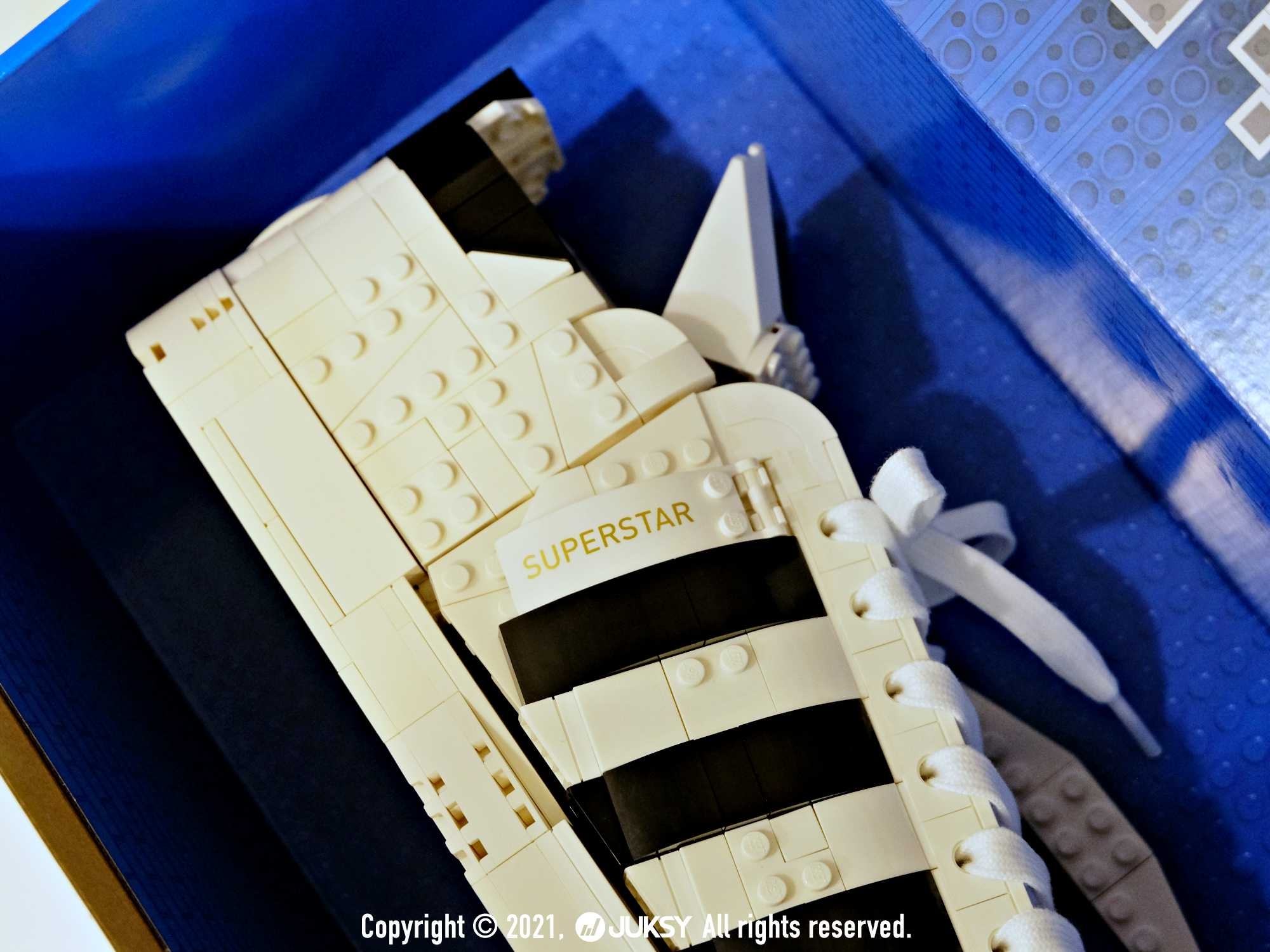開箱／樂高 LEGO adidas Originals Superstar「台灣正式開賣」，超擬真細節讓球鞋老司機都想入手！