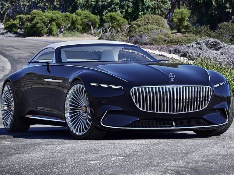 《閃電俠》中的「蝙蝠俠車」超帥!邁巴赫 Vision 6 宇宙飛船駕駛座有夠吸睛~