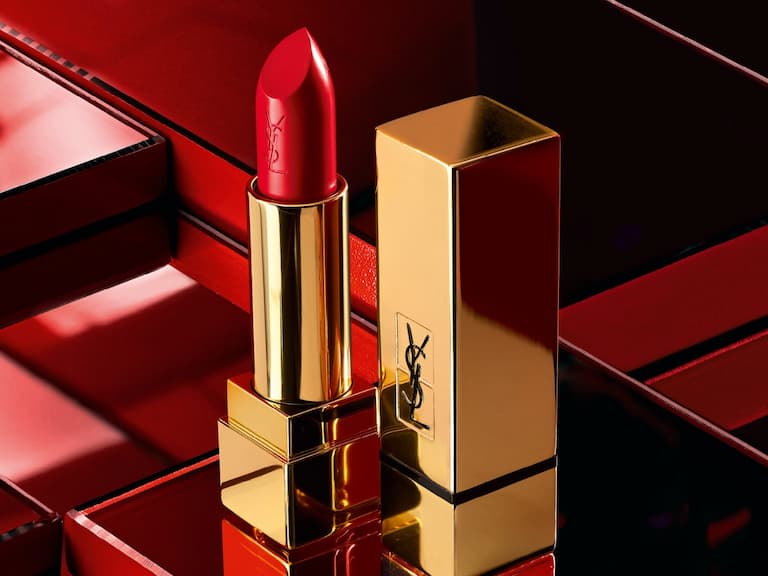 YSL 新唇膏又來搶錢了!不私藏 4 款「明星色號+試色」一拳公開!