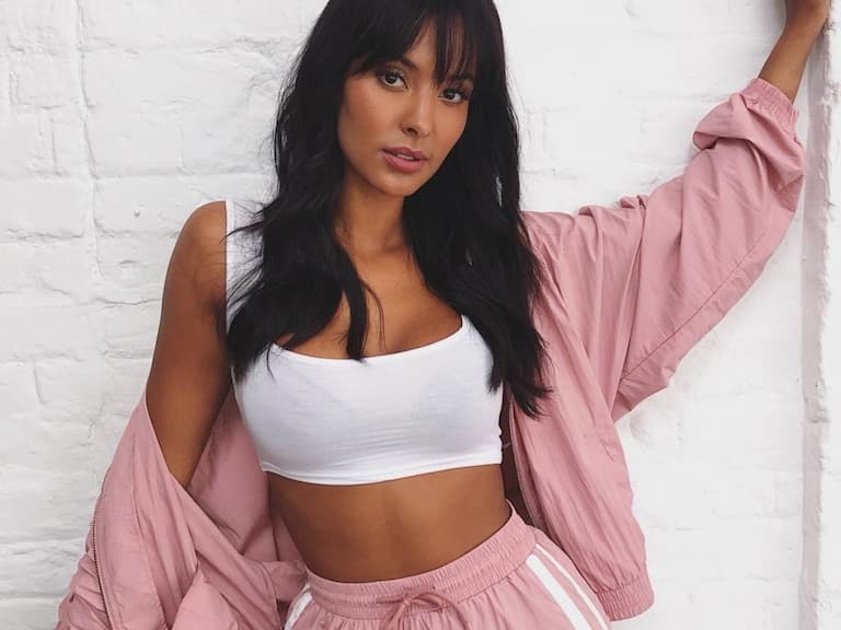 Nba 球星 Ben Simmons 火辣新女友登熱搜！ Maya Jama 靠 3 招不露奶也性感爆棚～