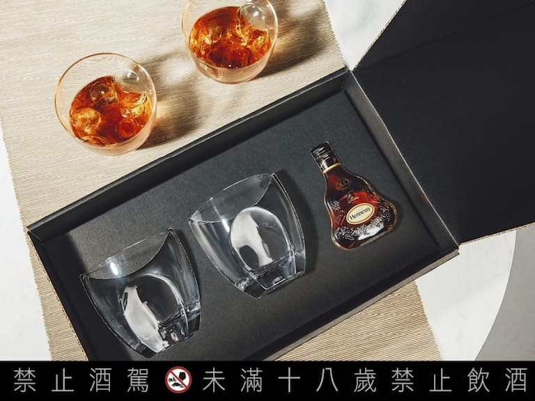 軒尼詩攜手全台 31 間餐酒館,兩款白蘭地「品酒禮盒」外帶免費送!
