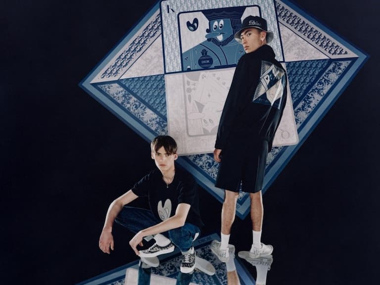 Dior 再度攜手 Kenny Scharf 打造 2021 早秋聯名系列！限量 500 副「奢華撲克牌套組」售價曝光！