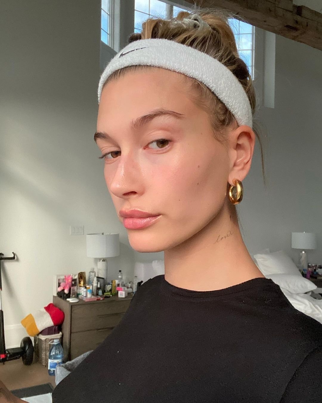 Hailey Bieber