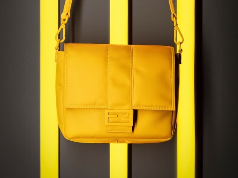 王嘉爾也為之瘋狂！FENDI 加入環保行列，打造全新 Baguette 信差包展現永續潮流！