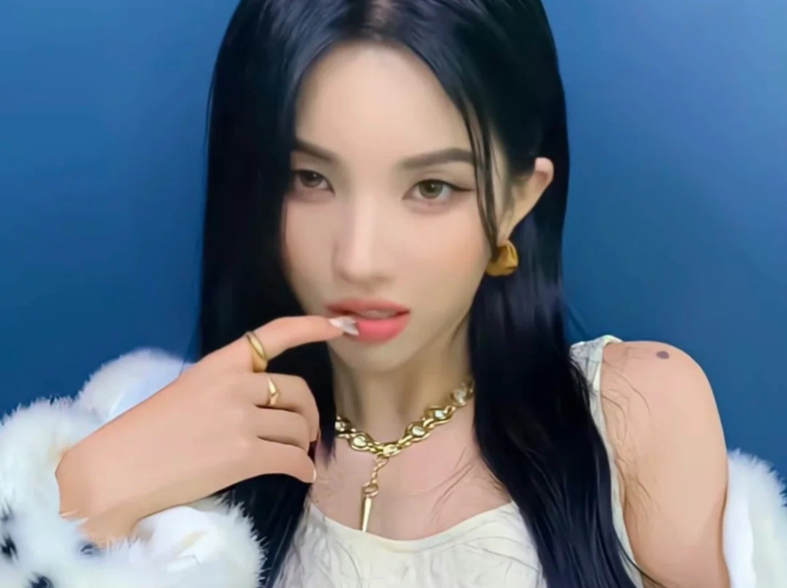 (G)I-DLE／i-dle 田小娟身高 157 穿搭技巧分析，小隻女也能變身 Rap 女王！