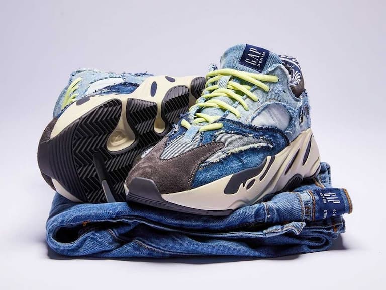 adidas Yeezy Boost 700 "YEEZY Gap" 客製鞋細節鑑賞，保證肯爺 Kanye West 一眼就愛上！