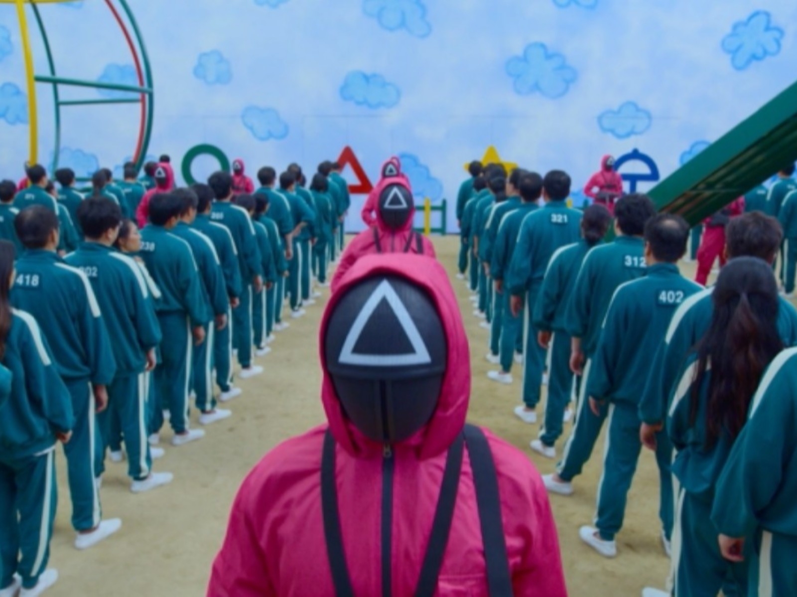 Netflix 驚悚影集《魷魚遊戲》正式預告，李政宰「韓國版大逃殺」玩起變態闖關遊戲！
