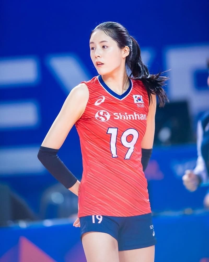 南韓有著「排球女神」稱號的李多英