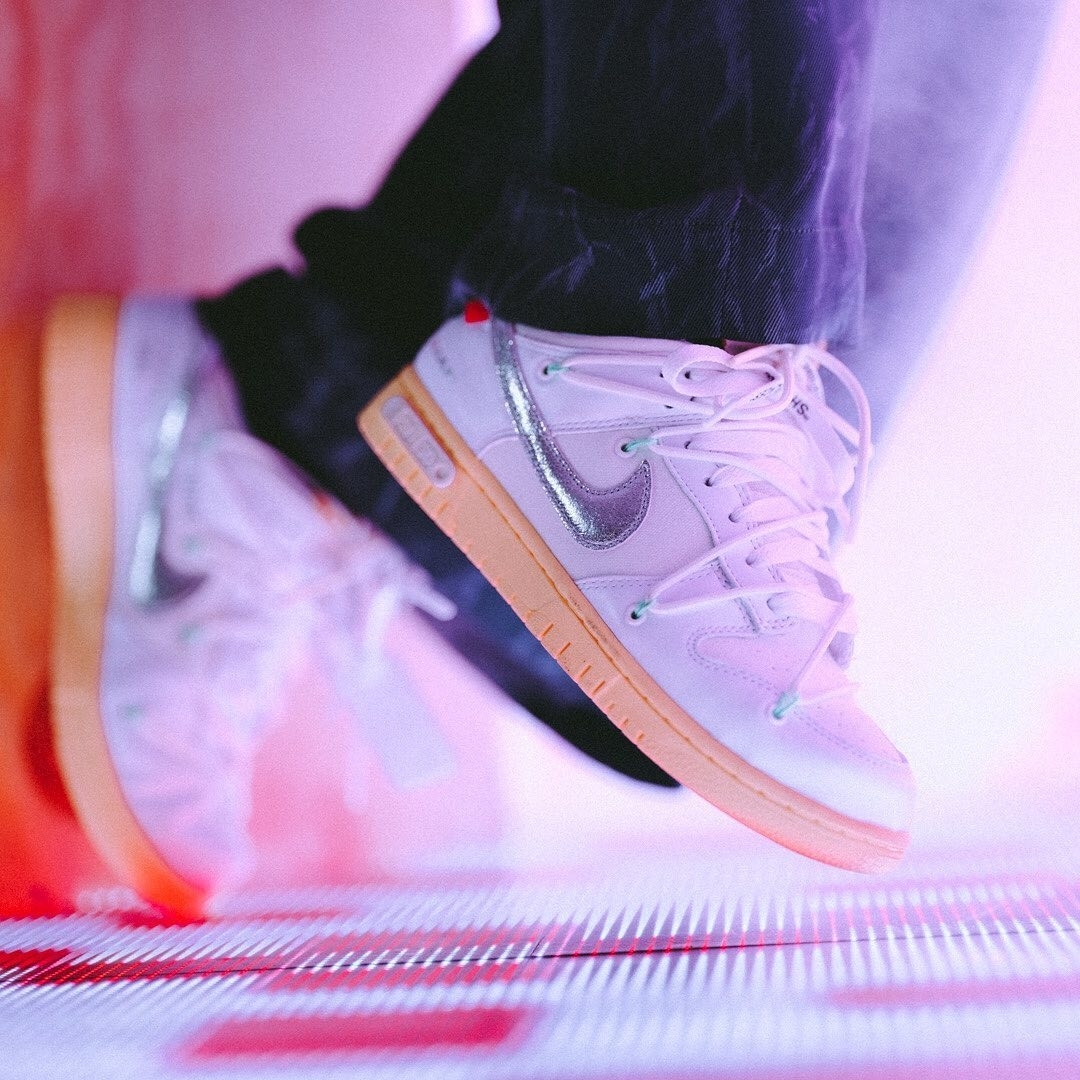 Off-White x Nike Dunk Low