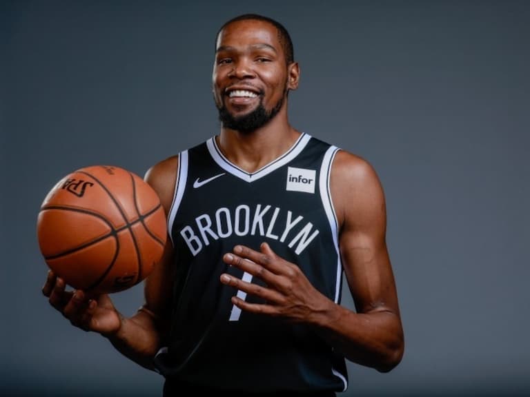 NBA 球星 KevinDurant 談論何為快樂:我不想擁有快樂或悲傷,我追求的是心靈平靜!