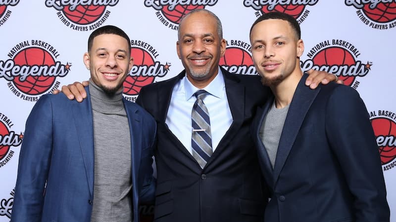 Dell Curry、Sonya 育有三名小孩，包括 NBA 聯盟超級球星 Stephen Curry 和 76 人隊射手 Seth Curry