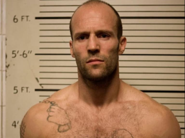 回顧《浴血任務 4》傑森史塔森 Jason Statham 巔峰期：從古怪 MV 小角色 ，如今成玩命系列御用演員！