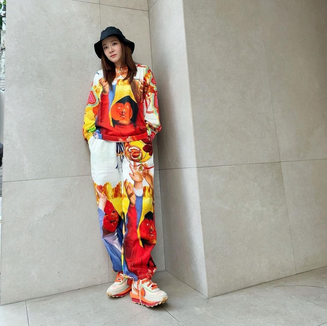 Dara Nike x Sacai x CLOT