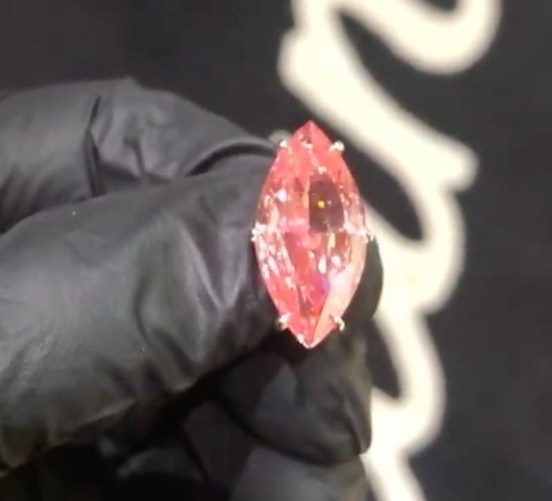 Lil Uzi Vert 要價 2400 萬美元（ 6.7 億台幣）粉紅鑽石
