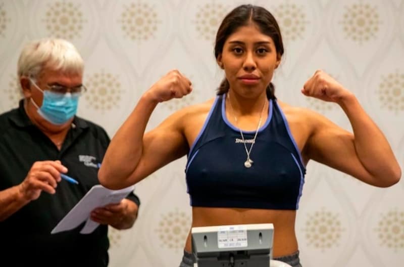 18 歲的墨西哥女拳手 Jeanette Zacarías