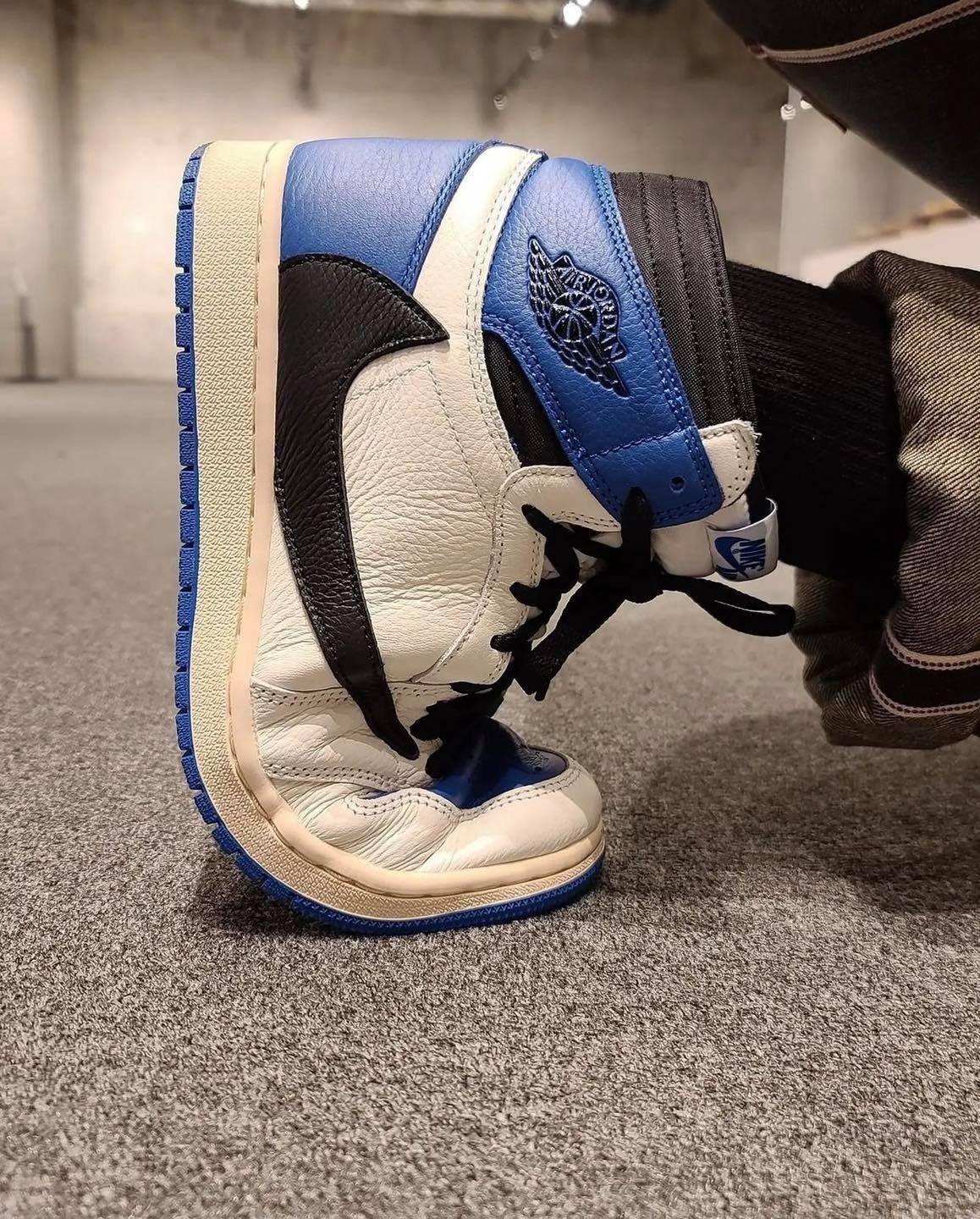 Travis Scott x Fragment Design x Air Jordan 1