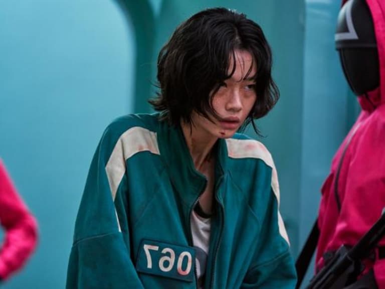 《魷魚遊戲》「姜曉」鄭浩妍 HoYeon Jung 私下模樣大起底：高級臉蛋全靠 2 個妝容關鍵！