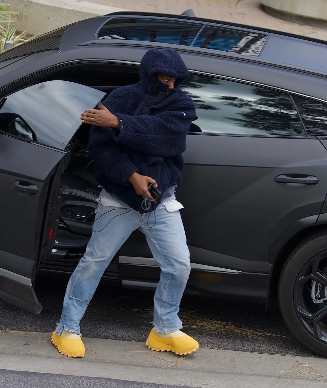 Kanye West adidas YEEZY KNIT RUNNER