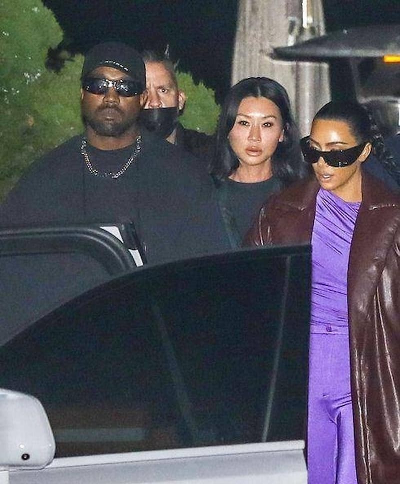Kanye West 和金卡戴珊（Kim Kardashian）近日被目擊共度晚餐
